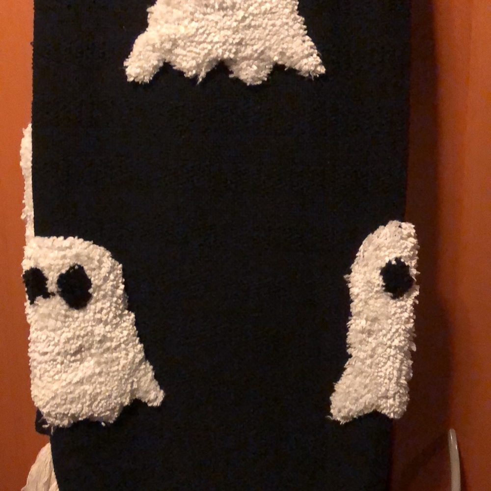 Rachel Zoe Black and White Decorative Throw